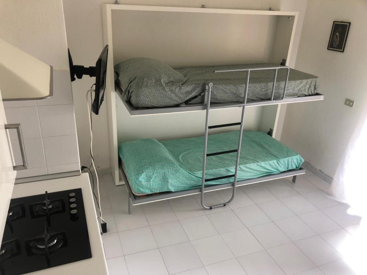Appartamento In Villaggio, A 150Mt Dal Mare Сан Теодоро Екстериор снимка
